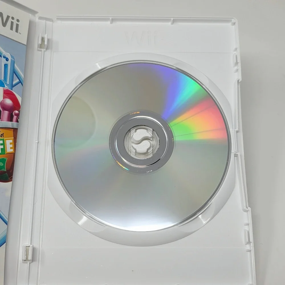 Hasbro Family Game Night 3 Nintendo Wii Complete CIB Clue Game of Life Twister